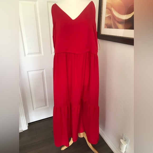 Tiered Dress - Picture 1 of 7